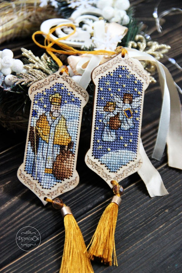 DIY Cross stitch kit on wood