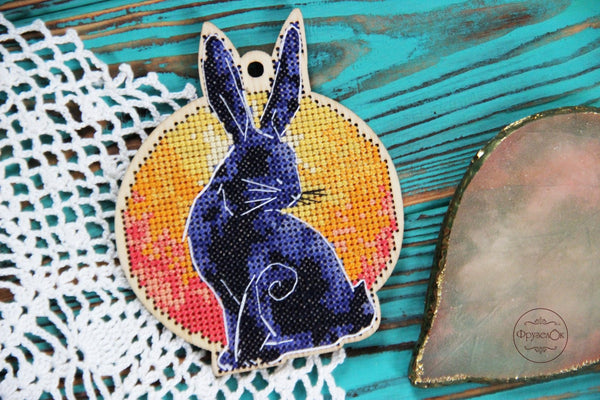 DIY Cross stitch kit on wood