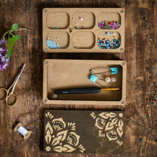 Multilayer bead organizer