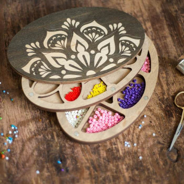 Multilayer bead organizer