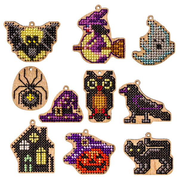 Set of blanks for embroidery on wood