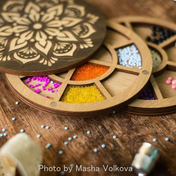 Multilayer bead organizer