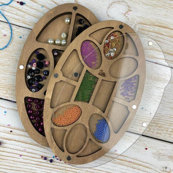 Multilayer bead organizer with transparent lid