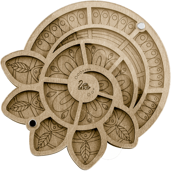 Wood bead organizer with transparent lid