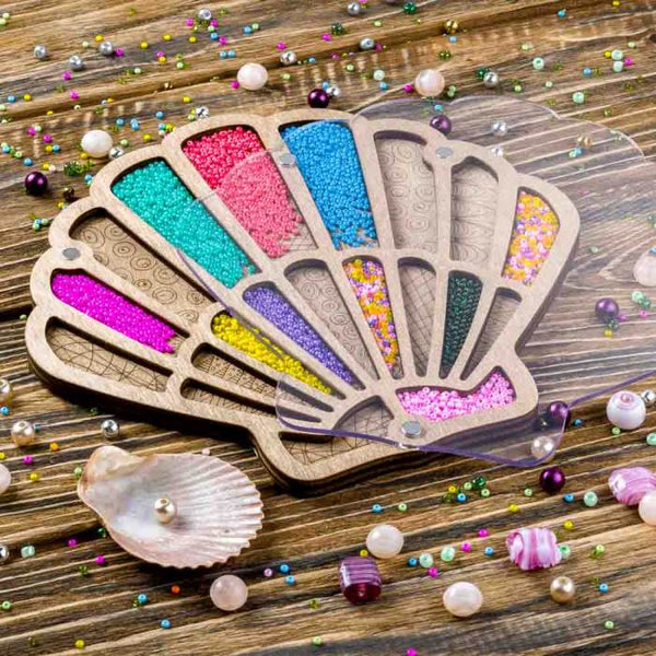 Wood bead organizer with transparent lid