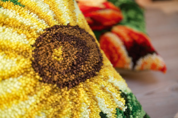 DIY Latch Hook Cushion Kit