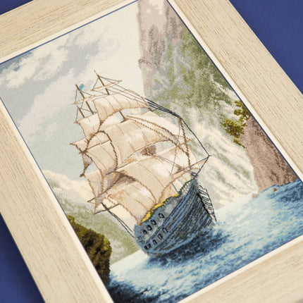 DIY Counted Cross Stitch Kit "To the home harbor"