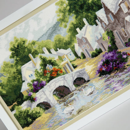 DIY Counted Cross Stitch Kit "Hospitable city"