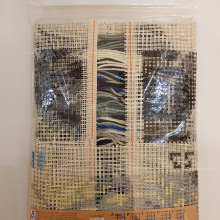 DIY Cross stitch cushion kit "Husky"