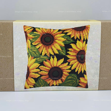 Needlepoint Pillow Kit "Sunflowers"