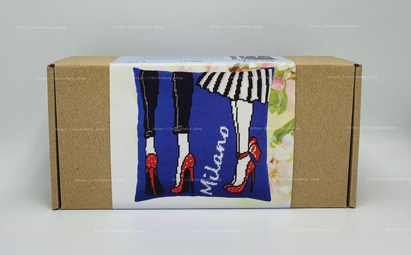 Needlepoint Pillow Kit 