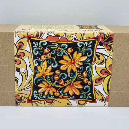 Needlepoint Pillow Kit "Khokhloma"