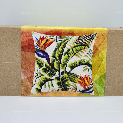 Needlepoint Pillow Kit "Tropics"