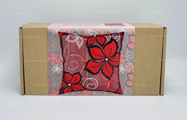 Needlepoint Pillow Kit 