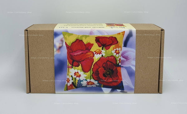 Needlepoint Pillow Kit 