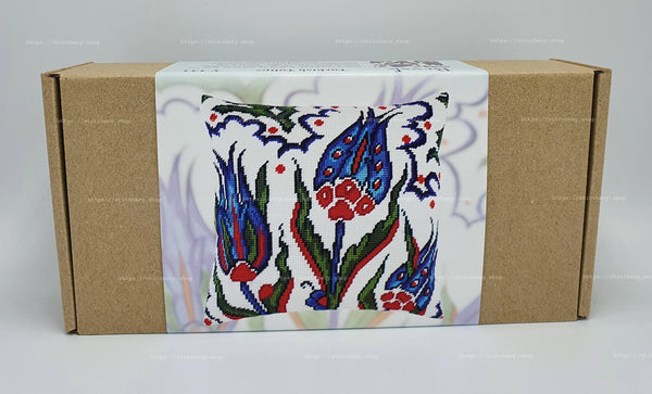 Needlepoint Pillow Kit 