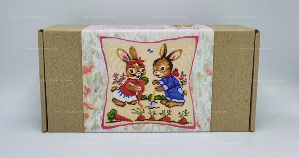 Needlepoint Pillow Kit 