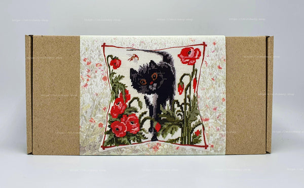 Needlepoint Pillow Kit 