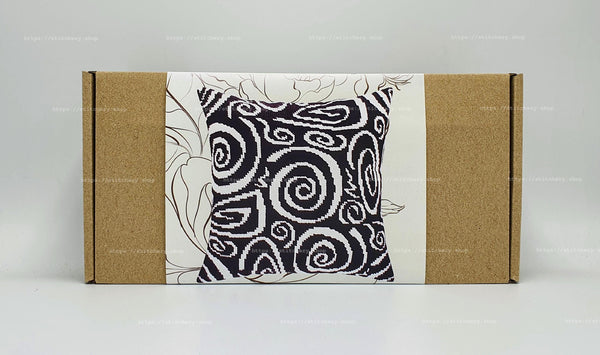 Needlepoint Pillow Kit 