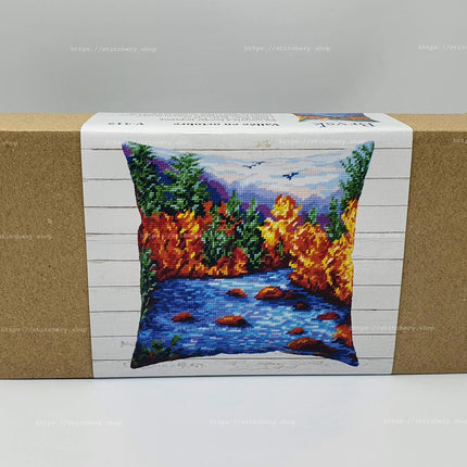 Needlepoint Pillow Kit "Valley in October"