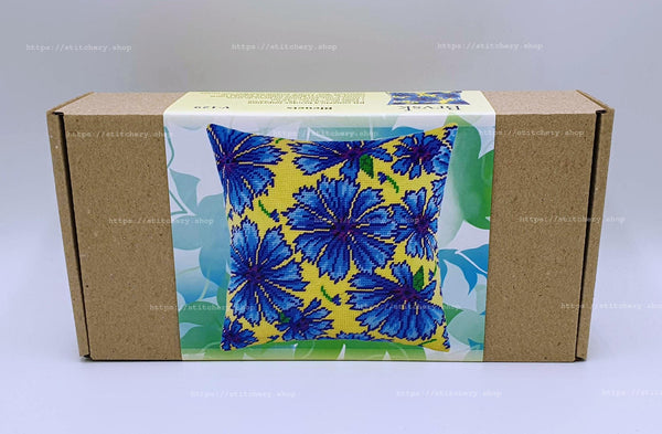 Needlepoint Pillow Kit 