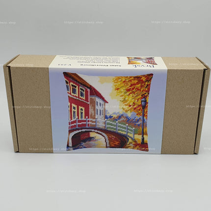 Needlepoint Pillow Kit "Saint Petersburg"