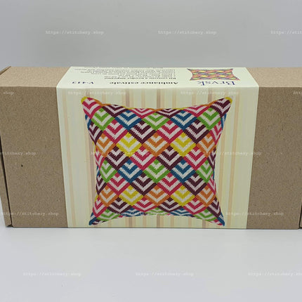 Needlepoint Pillow Kit "Summer Mood"