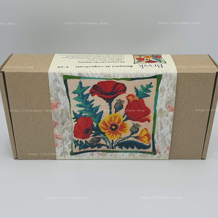 Needlepoint Pillow Kit "Bouquet of Poppies"