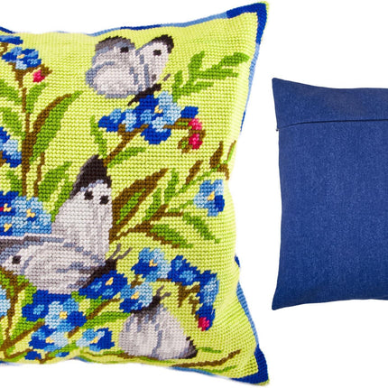 Needlepoint Pillow Kit "Large Whites on Forget-Me-Nots"