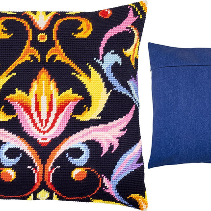Needlepoint Pillow Kit "Louvre"
