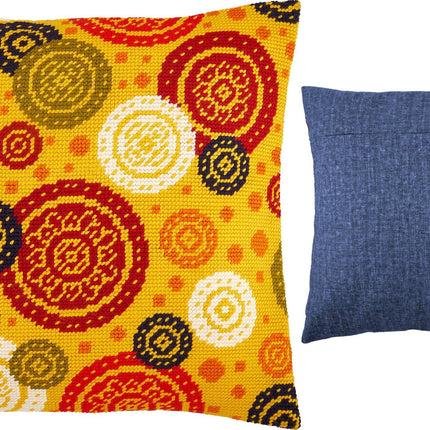 Needlepoint Pillow Kit "Saree Motif"