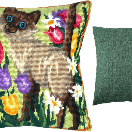 Needlepoint Pillow Kit "Siamese Cat"