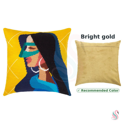 Needlepoint Pillow Kit "Secret"