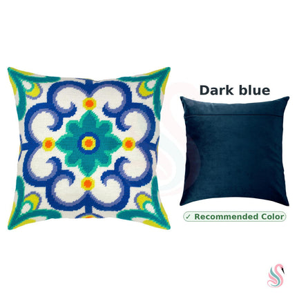 Needlepoint Pillow Kit "Portuguese ornament"
