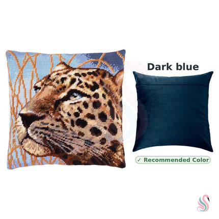 Needlepoint Pillow Kit "Leopard"