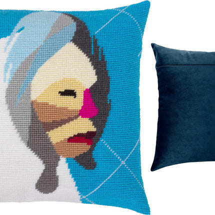 Needlepoint Pillow Kit "Strength"