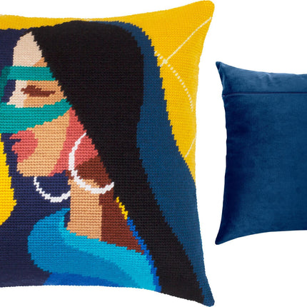 Needlepoint Pillow Kit "Secret"