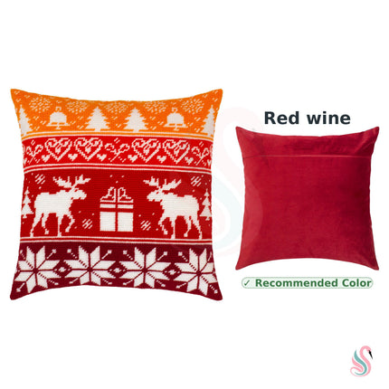Needlepoint Pillow Kit "Scandinavian Christmas"