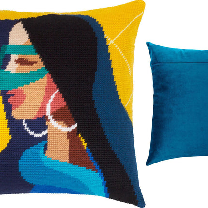 Needlepoint Pillow Kit "Secret"