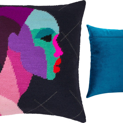 Needlepoint Pillow Kit "Mysteriousness"