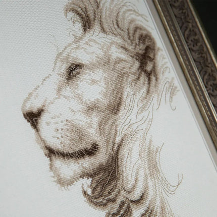 DIY Counted Cross Stitch Kit "Lion"