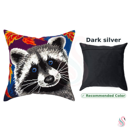 Needlepoint Pillow Kit "Raccoon"