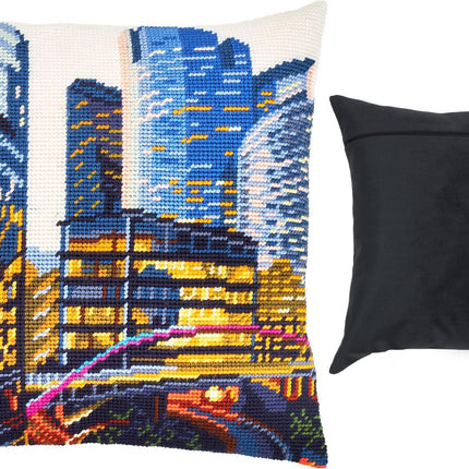 Needlepoint Pillow Kit "Taipei"
