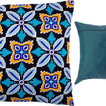 Needlepoint Pillow Kit "Morocco"