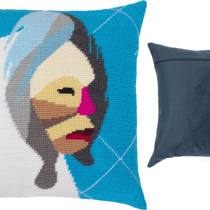 Needlepoint Pillow Kit "Strength"