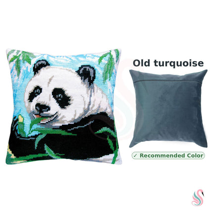 Needlepoint Pillow Kit "Panda"