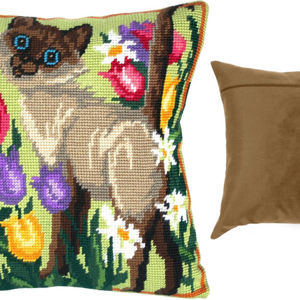 Needlepoint Pillow Kit "Siamese Cat"