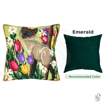 Needlepoint Pillow Kit "Siamese Cat"
