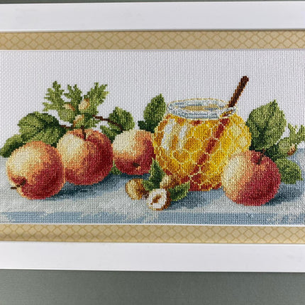 DIY Counted Cross Stitch Kit "Apple holiday"