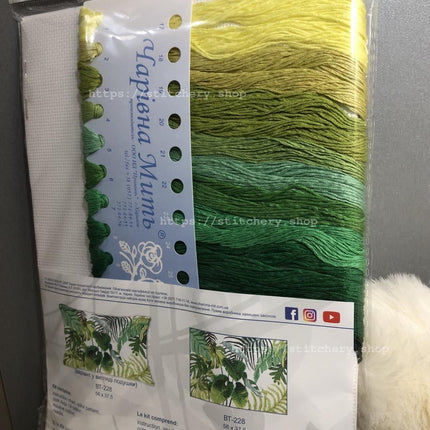 DIY Counted Cross Stitch Pillow Kit "Tropical leaves"